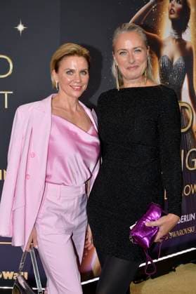 Gisa Zach and Eva Mona Rodekirchen at the world premiere of the Blinded by Delight Grand Show 2025 at the Friedrichstadt Palast Berlin, 08 10 2025 Foto:xM.xBehrensx xFuturexImagex blinded_5053
