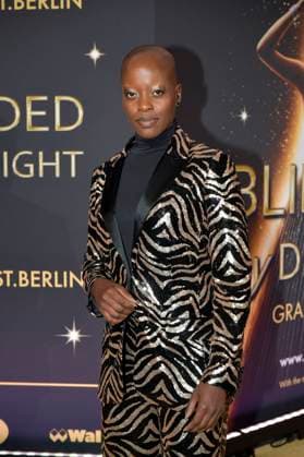 Florence Kasumba at the world premiere of the Blinded by Delight Grand Show 2025 at the Friedrichstadt Palast Berlin, 08 10 2025 Foto:xM.xBehrensx xFuturexImagex blinded_5054
