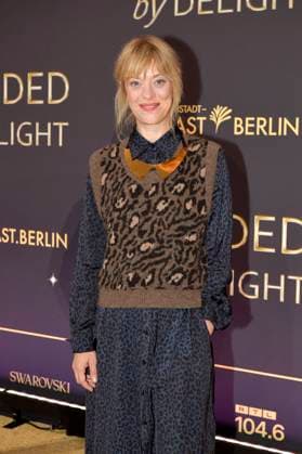 Heike Makatsch at the world premiere of the Blinded by Delight Grand Show 2025 at the Friedrichstadt Palast Berlin, 08 10 2025 Foto:xM.xBehrensx xFuturexImagex blinded_5092