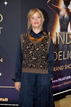 Heike Makatsch at the world premiere of the Blinded by Delight Grand Show 2025 at the Friedrichstadt Palast Berlin, 08 10 2025 Foto:xM.xBehrensx xFuturexImagex blinded_5093