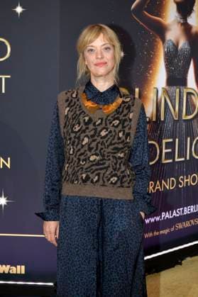 Heike Makatsch at the world premiere of the Blinded by Delight Grand Show 2025 at the Friedrichstadt Palast Berlin, 08 10 2025 Foto:xM.xBehrensx xFuturexImagex blinded_5094