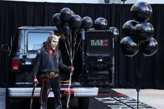 World Premiere Of Universal Pictures And Blumhouse Productions Black Phone 2 A general view of atmosphere at the World Premiere Of Universal Pictures And Blumhouse Productions Black Phone 2 held at the TCL Chinese Theatre IMAX in Hollywood, Los Angeles, California, United States. TCL Chinese Theatre IMAX, Hollywood, Los Angeles, California, USA California United States  Copyright: xImagexPressxAgencyx originalFilename: collin-worldpre251009_npxwk.jpg