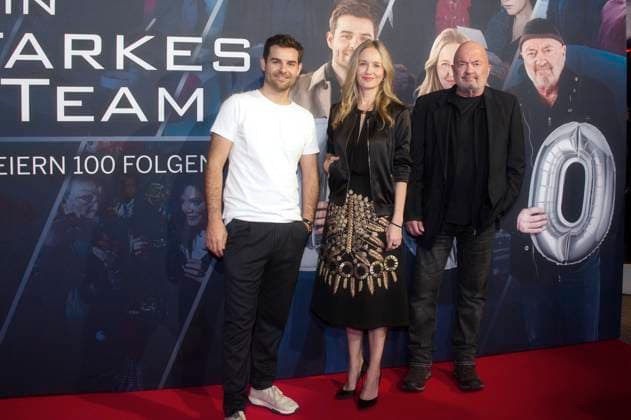 Lucas Reiber, Stefanie Stappenbeck and Florian Martens at the premiere of the ZDF crime series Ein starkes Team Für immer jung in the Astor Film Lounge Berlin, 08 10 2025 Foto:xC.xBehringx xFuturexImagex team_5058