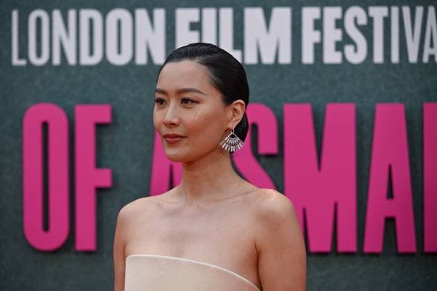 Ballad of a Small Player Gala - 69th BFI London Film Festival LONDON, UNITED KINGDOM - OCTOBER 9: American actress Fala Chen attends the Ballad of a Small Player Headline Gala at the 69th BFI London Film Festival at The Royal Festival Hall in London, United Kingdom on October 9, 2025. Rasid Necati Aslim Anadolu London United Kingdom. Editorial use only. Please get in touch for any other usage.  Copyright: x2025xAnadoluxRaÅüidxNecatixAslÄ±mx