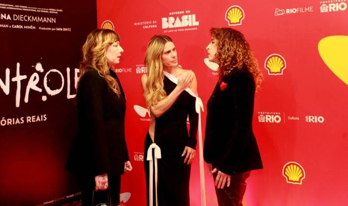RECORD DATE NOT STATED pre-premiere of the film O Descontrol at the Rio festival rio de janeiro(rj), 10 09 2025- cinema festival rj- actress carolina dieckmann and filmmaker rosane svartman, during the premiere of the film descontrole, during the rio film festival, held at the cine odeon in the city of rio de janeiro, this thursday, october 9, 2025. (Foto: Onofre Veras Thenews2 imago images) pre-premiere of the film O Descontrol at the Rio festival  Copyright: xPicasax