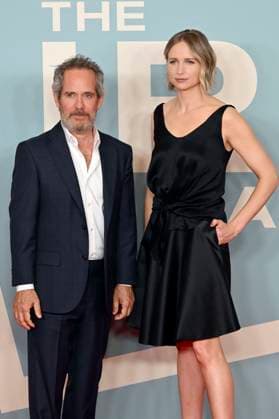 Tom Hollander and Niamh Algar at the premiere of the Sky series The Iris Affair at Mathäser Filmpalast Munich, 09 10 2025 Foto:xR.xHeinex xFuturexImagex iris_5037