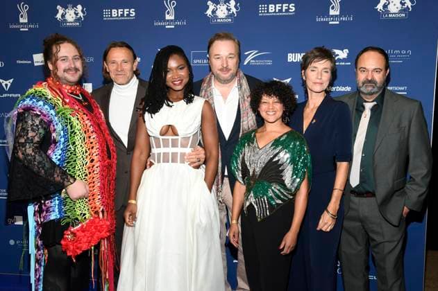 Nicolas Dinkel, Bernhard Bettermann, Victoire Laly, Stephan Grossmann, Daniela Grubert, Julia Bremermann and Tom Keune at the German Acting Award 2025 ceremony at the Pullman Berlin Schweizerhof Hotel Berlin, 09 10 2025 Foto:xF.xKernx xFuturexImagex schauspielrpreis_5107