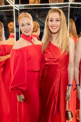 Esther Roling and Julia Stinshoff at the presentation of the German Acting Award 2025 at the Hotel Pullman Berlin Schweizerhof Berlin, 09 10 2025 Foto:xF.xKernx xFuturexImagex schauspielrpreis_5201