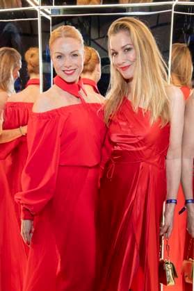 Esther Roling and Julia Stinshoff at the presentation of the German Acting Award 2025 at the Hotel Pullman Berlin Schweizerhof Berlin, 09 10 2025 Foto:xF.xKernx xFuturexImagex schauspielrpreis_5202