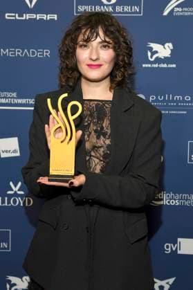 Seyneb Saleh at the presentation of the German Acting Award 2025 at the Hotel Pullman Berlin Schweizerhof Berlin, 09 10 2025 Foto:xF.xKernx xFuturexImagex schauspielrpreis_5243