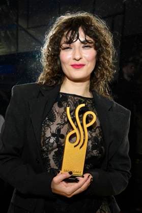 Seyneb Saleh at the presentation of the German Acting Award 2025 at the Hotel Pullman Berlin Schweizerhof Berlin, 09 10 2025 Foto:xF.xKernx xFuturexImagex schauspielrpreis_5249