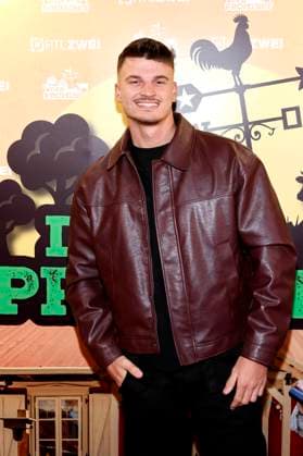 Fitness influencer and entrepreneur Jeronymo at the premiere party of RTL2s Der Promihof at Gertrudenhof Hürth, 09 10 2025 NRW Germany Copyright: xChristophxHardtx