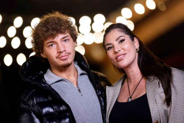 Influencer Garry Secret Garrysecret and influencer Ricarda Raatz at the premiere party of RTL2s Der Promihof at the Gertrudenhof Hürth, 09 10 2025 NRW Germany Copyright: xChristophxHardtx