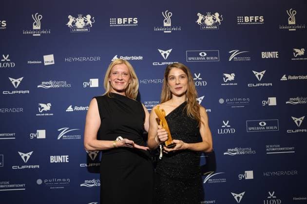 Deutscher Schauspielpreis 2025 Caroline Peters Therese-Giehse-Preis: Lea Ruckpaul Preisträger Preisverleihung Deutscher Schauspielpreis 2025 im Pullmann Berlin Schweizerhof Hotel Berlin *** German Acting Award 2025 Caroline Peters Therese Giehse Prize Lea Ruckpaul Prizewinner Award ceremony German Acting Award 2025 at Pullmann Berlin Schweizerhof Hotel Berlin Copyright: xEventpressxGabschx xKochanx