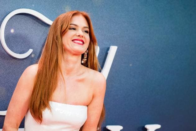 Jay Kelly UK premiere, BFI London Film Festival, Royal Festival Hall, London, 10 October 2025. Isla Fisher attends the BFI London Film Festival; the UK premiere of JAY KELLY on Friday 10 October 2025 at Royal Festival Hall, London. ., Credit:Julie Edwards Avalon  Copyright: xJuliexEdwardsx xAvalonx 1044593011