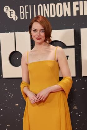 . 10 10 2025. London, United Kingdom. Emma Stone arriving at the Bugonia premiere at the London Film Festival.  xStephenxLockx xi-Imagesx IIM-26288-0018