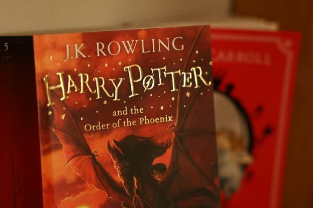 Bookstore In Poland Harry Potter and the Order of the Phoenix book is seen at the bookstore in Krakow, Poland on October 10, 2025. Krakow Poland  Copyright: xJakubxPorzyckix originalFilename: porzycki-bookstor251010_npMOx.jpg