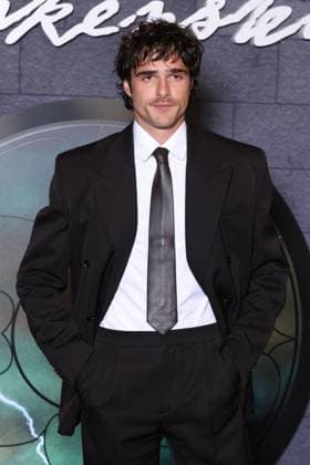 Frankenstein Premiere - Paris Jacob Elordi attends Frankenstein Premiere in Paris, France on October 10, 2025. Photo by Jerome Domine ABACAPRESS.COM  Copyright: xDominexJerome ABACAx
