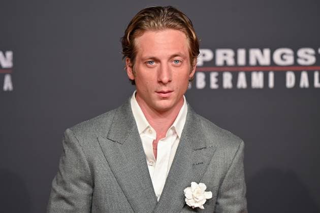 red carpet of the film Springsteen liberami dal nulla Jeremy Allen White on the red carpet of the film Springsteen liberami dal nulla at the cinema The modern space. Rome (Italy), 10 October 2025 Imago-Images Emmefoto Copyright: xImago-Images Emmefotox