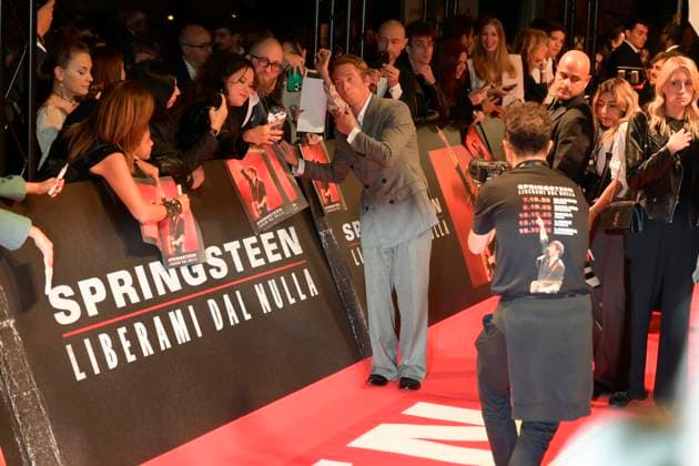Springsteen Liberami dal nulla red carpet in Rome, Italy - 10 Oct 2025 Jeremy Allen White attends the Springsteen Liberami dal Nulla movie red carpet at The Space Cinema Moderno. Rome Italy Copyright: xMarioxCartellix xSOPAxImagesx _DSC4333