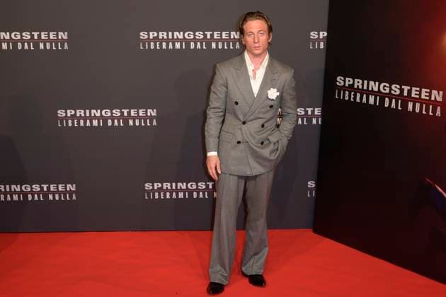 Springsteen Liberami dal nulla red carpet in Rome, Italy - 10 Oct 2025 Jeremy Allen White attends the Springsteen Liberami dal Nulla movie red carpet at The Space Cinema Moderno. Rome Italy Copyright: xMarioxCartellix xSOPAxImagesx _DSC4381