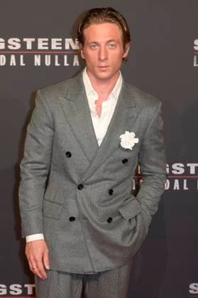 Springsteen Liberami dal nulla red carpet in Rome, Italy - 10 Oct 2025 Jeremy Allen White attends the Springsteen Liberami dal Nulla movie red carpet at The Space Cinema Moderno. Rome Italy Copyright: xMarioxCartellix xSOPAxImagesx _DSC4388