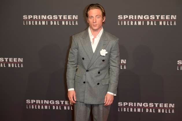 Springsteen Liberami dal nulla red carpet in Rome, Italy - 10 Oct 2025 Jeremy Allen White attends the Springsteen Liberami dal Nulla movie red carpet at The Space Cinema Moderno. Rome Italy Copyright: xMarioxCartellix xSOPAxImagesx _DSC4449