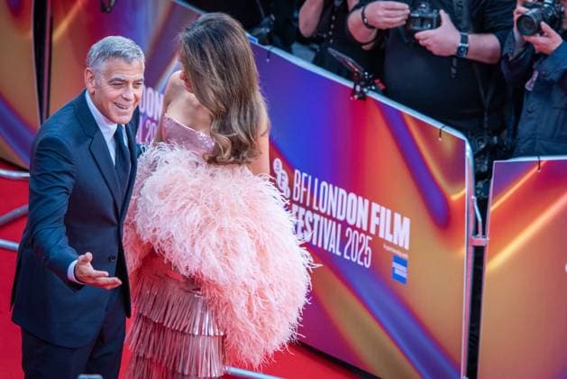 Jay Kelly Headline Gala - The 69th BFI London Film Festival in London - 10 Oct 2025 Amal Clooney and George Clooney attend the Headline Gala screening of Jay Kelly during the 69th BFI London Film Festival at The Royal Festival Hall. London United Kingdom Copyright: xLoredanaxSangiulianox xSOPAxImagesx LSangiuliano-4753