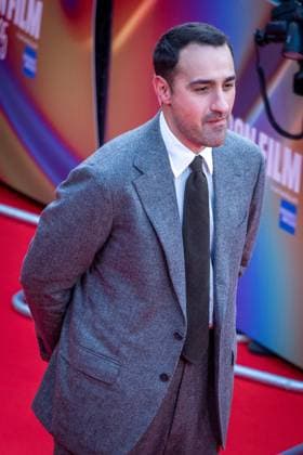 Jay Kelly Headline Gala - The 69th BFI London Film Festival in London - 10 Oct 2025 Jamie Demetriou attends the Headline Gala screening of Jay Kelly during the 69th BFI London Film Festival at The Royal Festival Hall. London United Kingdom Copyright: xLoredanaxSangiulianox xSOPAxImagesx LSangiuliano-4708