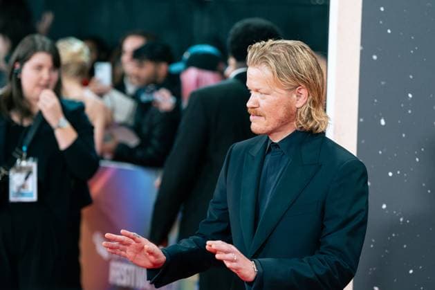 Bugonia Headline Gala - The 69th BFI London Film Festival Jesse Plemons attends the Bugonia Headline Gala at the 69th BFI London Film Festival at The Royal Festival Hall London United Kingdom Copyright: xLounisxTiarx xSOPAxImagesx _DSC0003