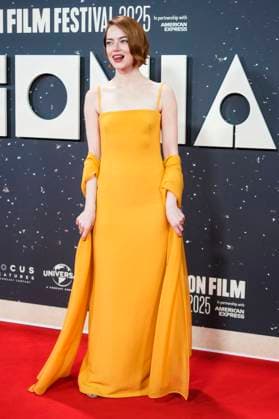 Emma Stone at the premiere of the feature film Bugonia at the 69 BFI London Film Festival 2025 at the Royal Festival Hall London, 10 10 2025 Foto:xJ.xEdwardsx xFuturexImagex bugonia_5022