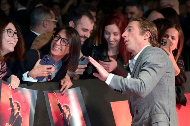 Jeremy Allen White at the premiere of the feature film Springsteen Liberami dal nulla Springsteen Deliver Me from Nowhere at Space Cinema Moderno Rome, 10 10 2025 Foto:xA.xM.xTinghinox xFuturexImagex springsteen_rom_5005