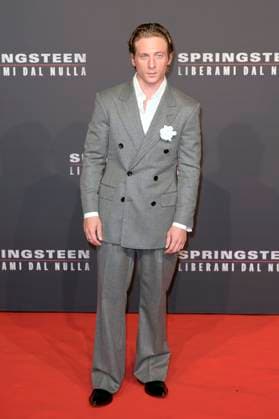 Jeremy Allen White at the premiere of the feature film Springsteen Liberami dal nulla Springsteen Deliver Me from Nowhere at Space Cinema Moderno Rome, 10 10 2025 Foto:xA.xM.xTinghinox xFuturexImagex springsteen_rom_5038