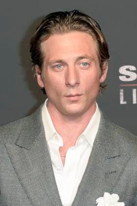 Jeremy Allen White at the premiere of the feature film Springsteen Liberami dal nulla Springsteen Deliver Me from Nowhere at Space Cinema Moderno Rome, 10 10 2025 Foto:xA.xM.xTinghinox xFuturexImagex springsteen_rom_5044