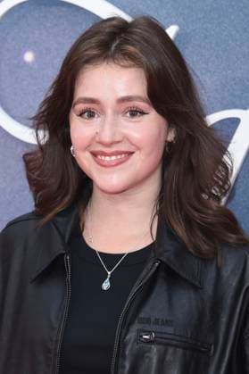 Carly Sophia Davies at the premiere of the feature film Jay Kelly at the 69 BFI London Film Festival 2025 at the Royal Festival Hall London, 10 10 2025 Foto:xS.xVasx xFuturexImagex kelly_5088