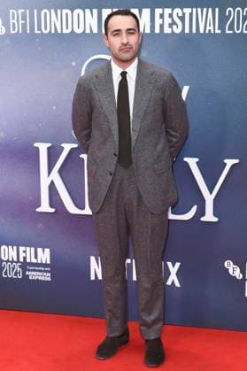 Jamie Demetriou at the premiere of the feature film Jay Kelly at the 69 BFI London Film Festival 2025 at the Royal Festival Hall London, 10 10 2025 Foto:xS.xVasx xFuturexImagex kelly_5106