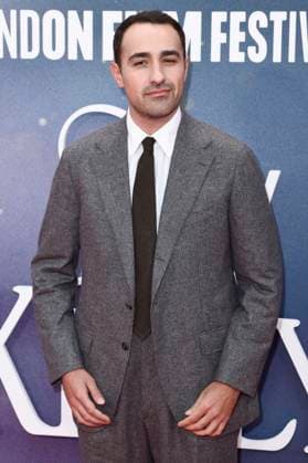 Jamie Demetriou at the premiere of the feature film Jay Kelly at the 69 BFI London Film Festival 2025 at the Royal Festival Hall London, 10 10 2025 Foto:xS.xVasx xFuturexImagex kelly_5108