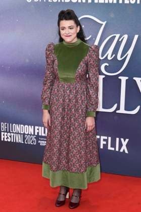 Grace Edwards at the premiere of the feature film Jay Kelly at the 69 BFI London Film Festival 2025 at the Royal Festival Hall London, 10 10 2025 Foto:xS.xVasx xFuturexImagex kelly_5111