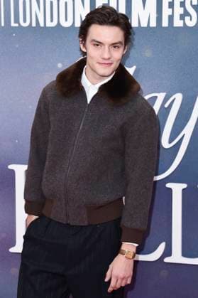 Louis Partridge at the premiere of the feature film Jay Kelly at the 69 BFI London Film Festival 2025 at the Royal Festival Hall London, 10 10 2025 Foto:xS.xVasx xFuturexImagex kelly_5121