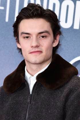 Louis Partridge at the premiere of the feature film Jay Kelly at the 69 BFI London Film Festival 2025 at the Royal Festival Hall London, 10 10 2025 Foto:xS.xVasx xFuturexImagex kelly_5123