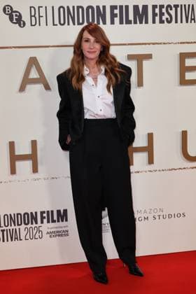 . 11 10 2025. London, United Kingdom. Julia Roberts arriving at the After The Hunt premiere at the London Film Festival.  xStephenxLockx xi-Imagesx IIM-26290-0002