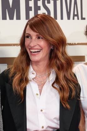 . 11 10 2025. London, United Kingdom. Julia Roberts arriving at the After The Hunt premiere at the London Film Festival.  xStephenxLockx xi-Imagesx IIM-26290-0009
