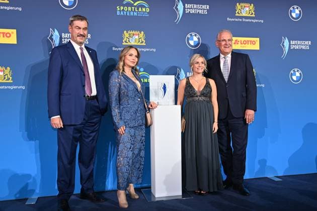 Markus SOEDER State Premier of Bavaria and CSU Chairman and Joachim HERRMANN Bavarian Minister of the Interior with Christina Tina RUPPRECHT Boxing World Champion, Award Winner SPORTMOMENTE FUER DIE EWIGKEIT and Laudator Regina HALMICH Bavarian Sports Award 2025 at BMW Welt, Red Carpet on 11 10 2025