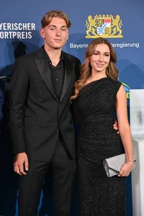 Justin ENGEL with girlfriend Elisabeth BRIXEL Tennis pro and award winner of the Bavarian Sports Award 2025 at BMW Welt, Red Carpet on 11 10 2025