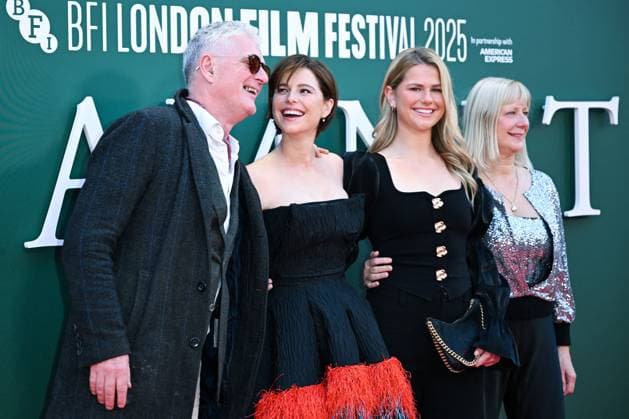London BFI Hamnet Premiere Tim Buckley, Jessie Buckley and Marina Cassidy attending the Hamnet Premiere as part of the BFI London Film Festival in London, England on October 11, 2025. Photo by Aurore Marechal ABACAPRESS.COM London  Copyright: xMarechalxAurore ABACAx