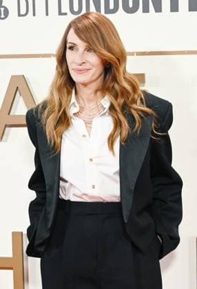 American actress Julia Roberts attends the premiere of After The Hunt at the 69th BFI London Film Festival in London, England on Saturday, October 11, 2025.  LON20251011144 RUNExHELLESTAD