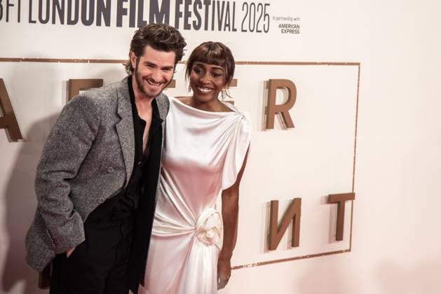 After The Hunt Headline Gala - The 69th BFI London Film Festival, UK - 12 Oct 2025 Andrew Garfield and Ayo Edebiri attend the Headline Gala screening of After The Hunt during the 69th BFI London Film Festival at The Royal Festival Hall. London United Kingdom Copyright: xLoredanaxSangiulianox xSOPAxImagesx LSangiuliano-5488