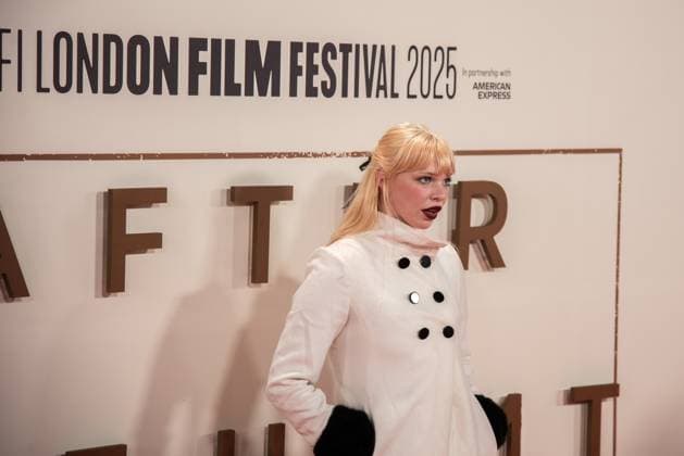 After The Hunt Headline Gala - The 69th BFI London Film Festival, UK - 12 Oct 2025 Dakota Warren attends the Headline Gala screening of After The Hunt during the 69th BFI London Film Festival at The Royal Festival Hall. London United Kingdom Copyright: xLoredanaxSangiulianox xSOPAxImagesx LSangiuliano-5299