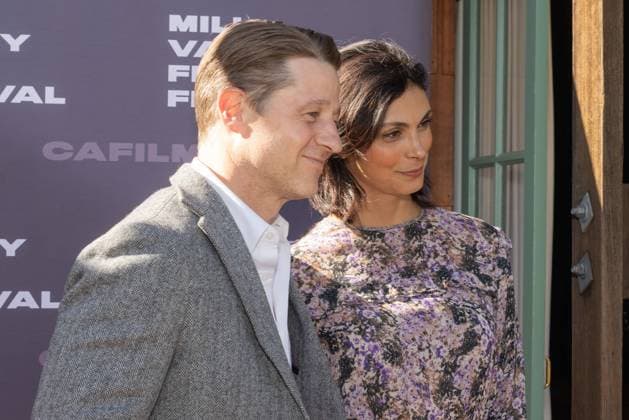 48th Mill Valley Film Festival - US premiere of Everyone Is Lying to You for Money Director, Producer, and Writer Ben McKenzie and Film Subject Morena Baccarin attend the US premiere of the documentary Everyone is Lying to You for Money at the 48th Mill Valley Film Festival at the Outdoor Art Club on October 11, 2025 in Mill Valley, California Mill Valley Outdoor Art Club California USA Copyright: xPicturexHappyxPhotosx