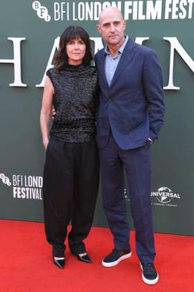 Liza Marshall and Mark Strong at the premiere of the feature film Hamnet at the 69 BFI London Film Festival 2025 at the Royal Festival Hall London, 11 10 2025 Foto:xS.xVasx xFuturexImagex hamnet_5065